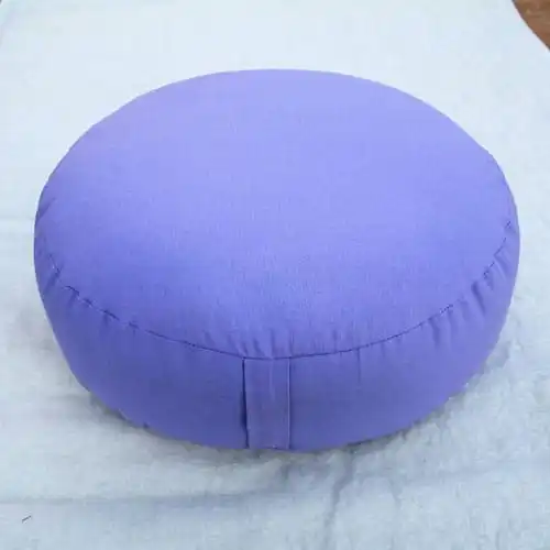 Cousin de méditation île